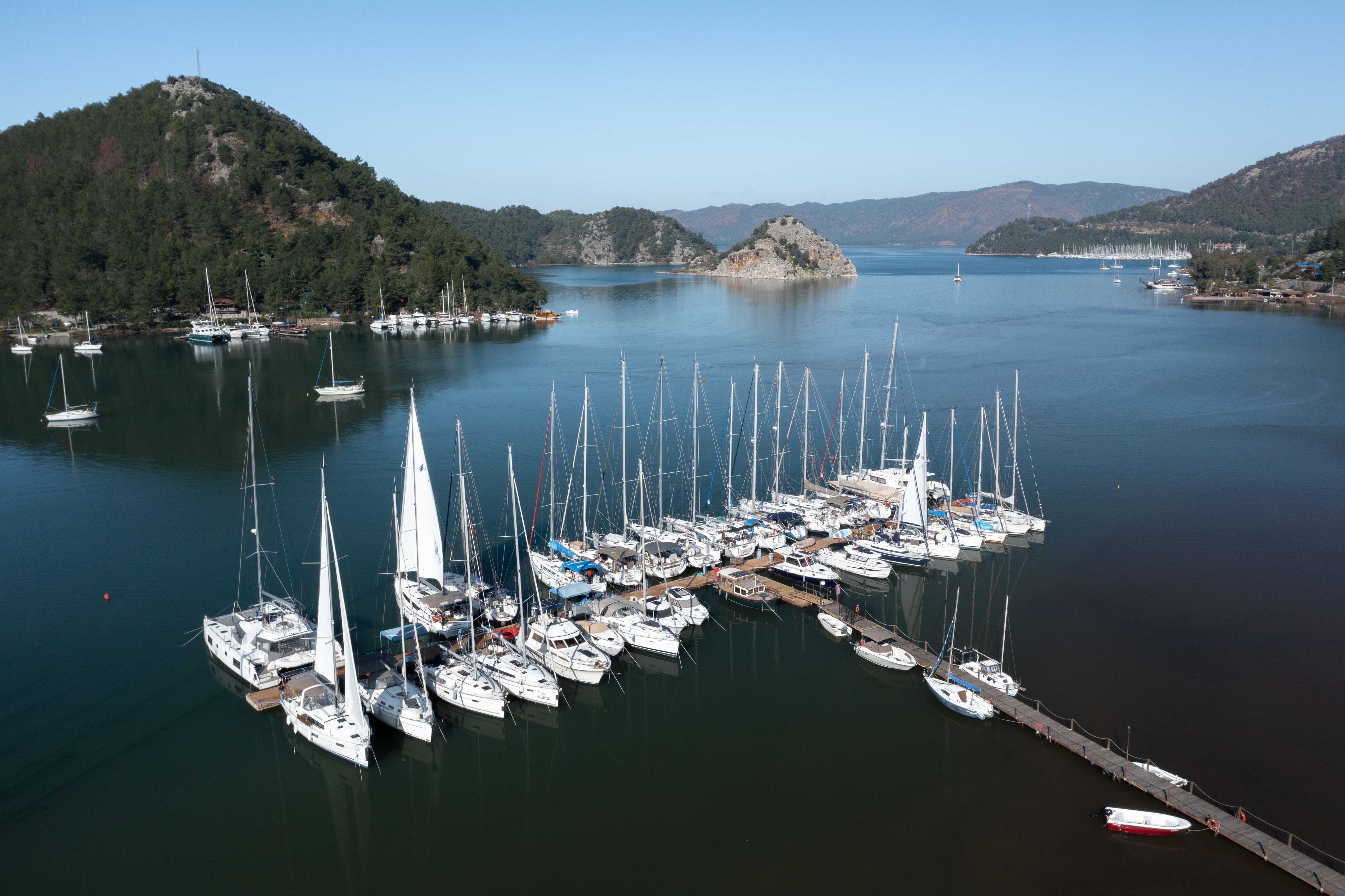 yacht clubs in marmaris turkey