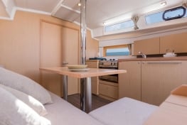 Sail Lyra: 2022 Model Beneteau Oceanis 38.1