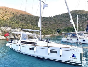 Sail Lyra
